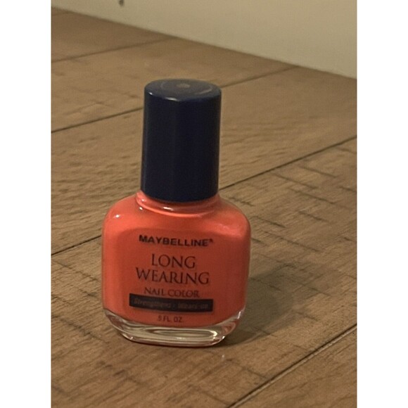 Maybelline Long Wearing Nail Color #20 Burnt Red - Picture 1 of 3